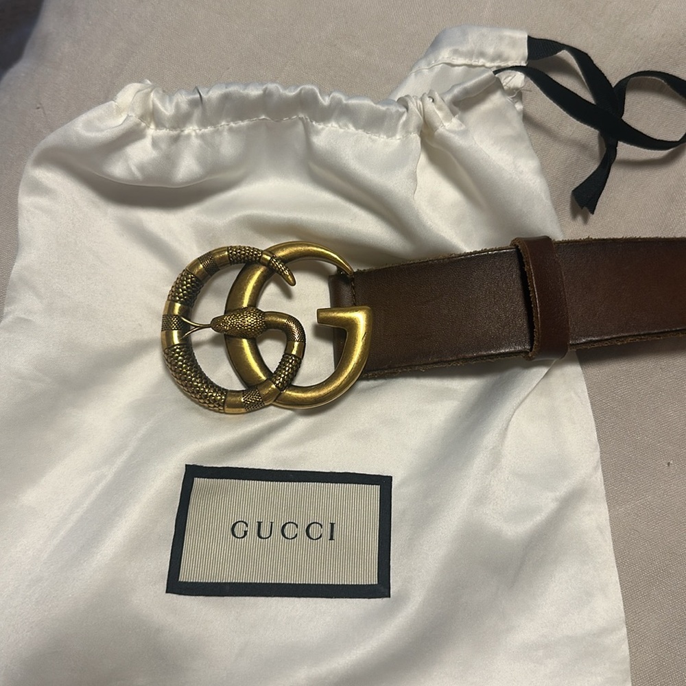 Gucci leather belt double G buckle with snake in brown leather
